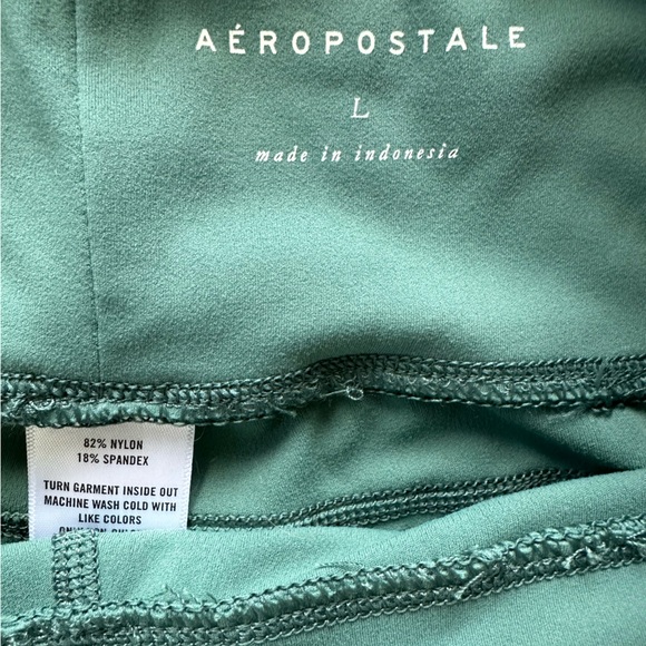 Aeropostale Air Softspun Ultra High-Rise Curvy Pocket Leggings - Picture 6 of 6